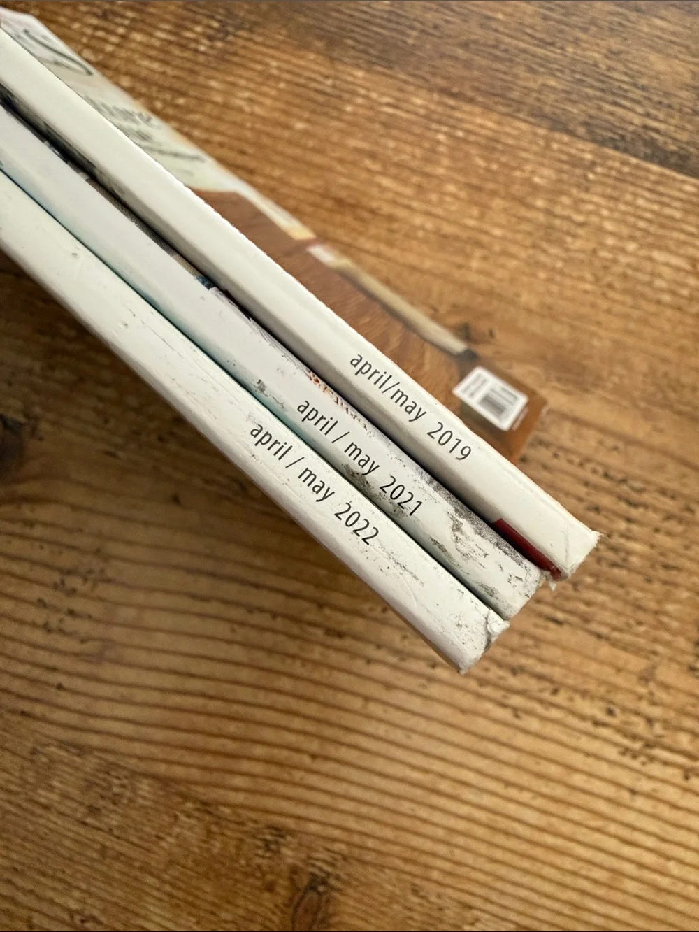 COTTAGES & Bungalows Magazines